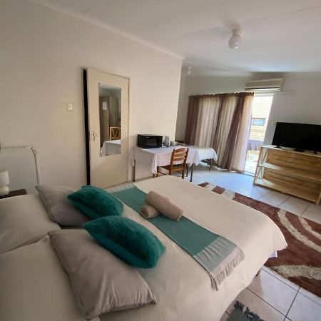 El-Kole Bed And Breakfast ซูเมบ ภายนอก รูปภาพ